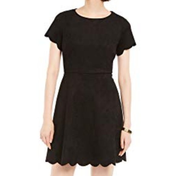 PAPPAGALLO Scalloped Short Sleeve Dress in Black Size 6 - Picture 1 of 4